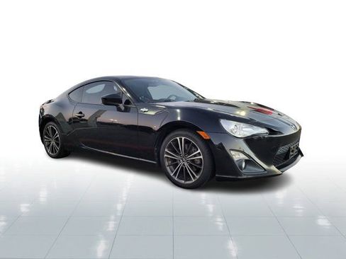 Used 2015 Scion FR-S Release Series 1.0 image 3