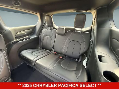 New 2025 Chrysler Pacifica Select FWD image 13