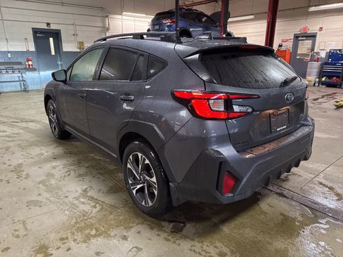 Used 2026 Subaru Crosstrek 2.0i Premium image 2