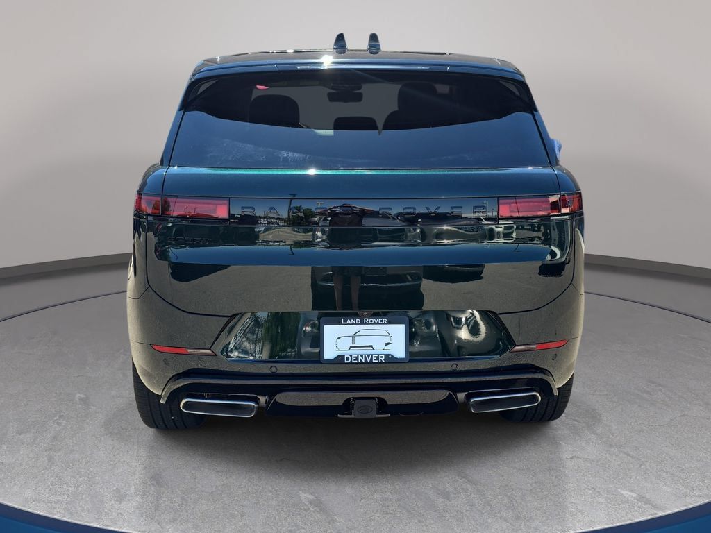 New 2026 Land Rover Range Rover Sport Dynamic SE AWD/4WD image 6