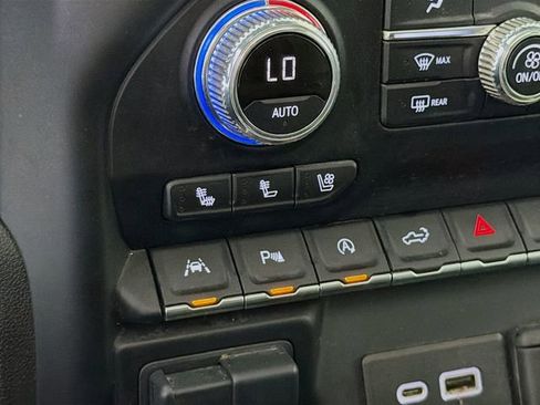 Used 2021 GMC Sierra 1500 Denali w/ Denali Ultimate Package image 22