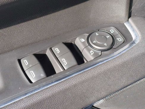 Used 2025 GMC Sierra 1500 SLT image 23