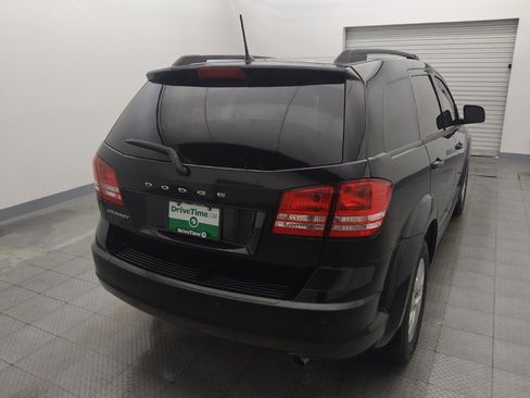 Used 2020 Dodge Journey SE FWD image 7