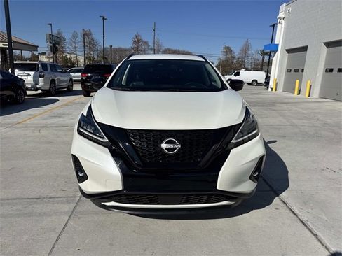 Used 2024 Nissan Murano SV w/ SV Midnight Edition Package image 2