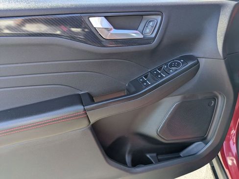 Used 2025 Ford Escape ST-Line image 15