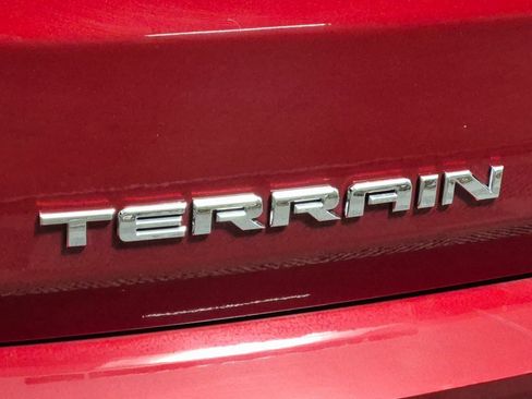 Certified 2021 GMC Terrain SLT image 8