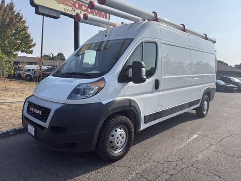 Used 2019 RAM ProMaster 2500 FWD image 1