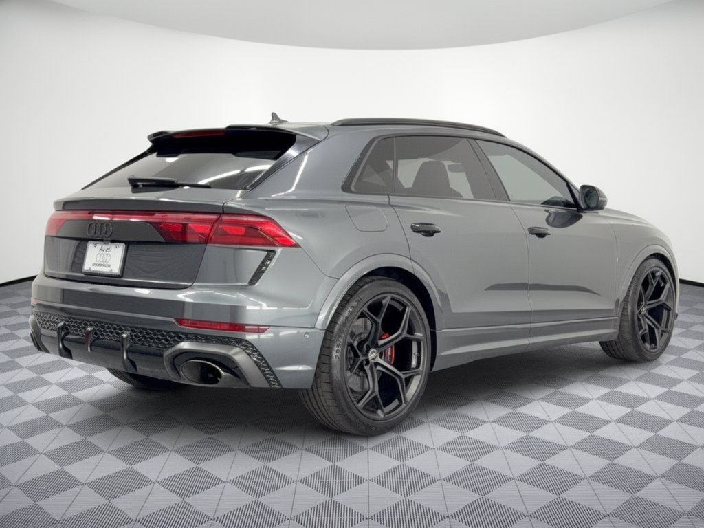 Used 2025 Audi RS Q8 performance AWD/4WD image 9