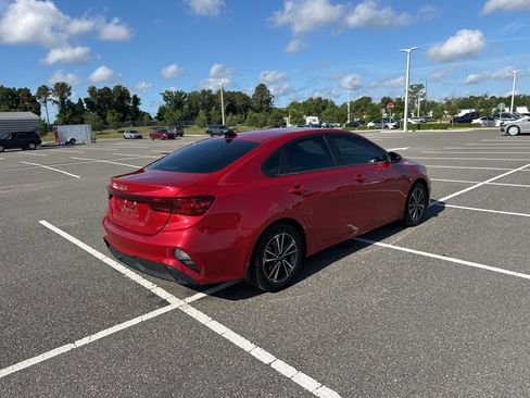 Used 2023 Kia Forte LXS FWD image 7