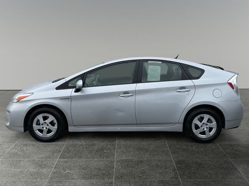Used 2013 Toyota Prius Two FWD image 22