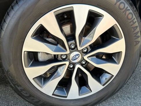 Used 2023 Subaru Outback Limited XT AWD/4WD image 8