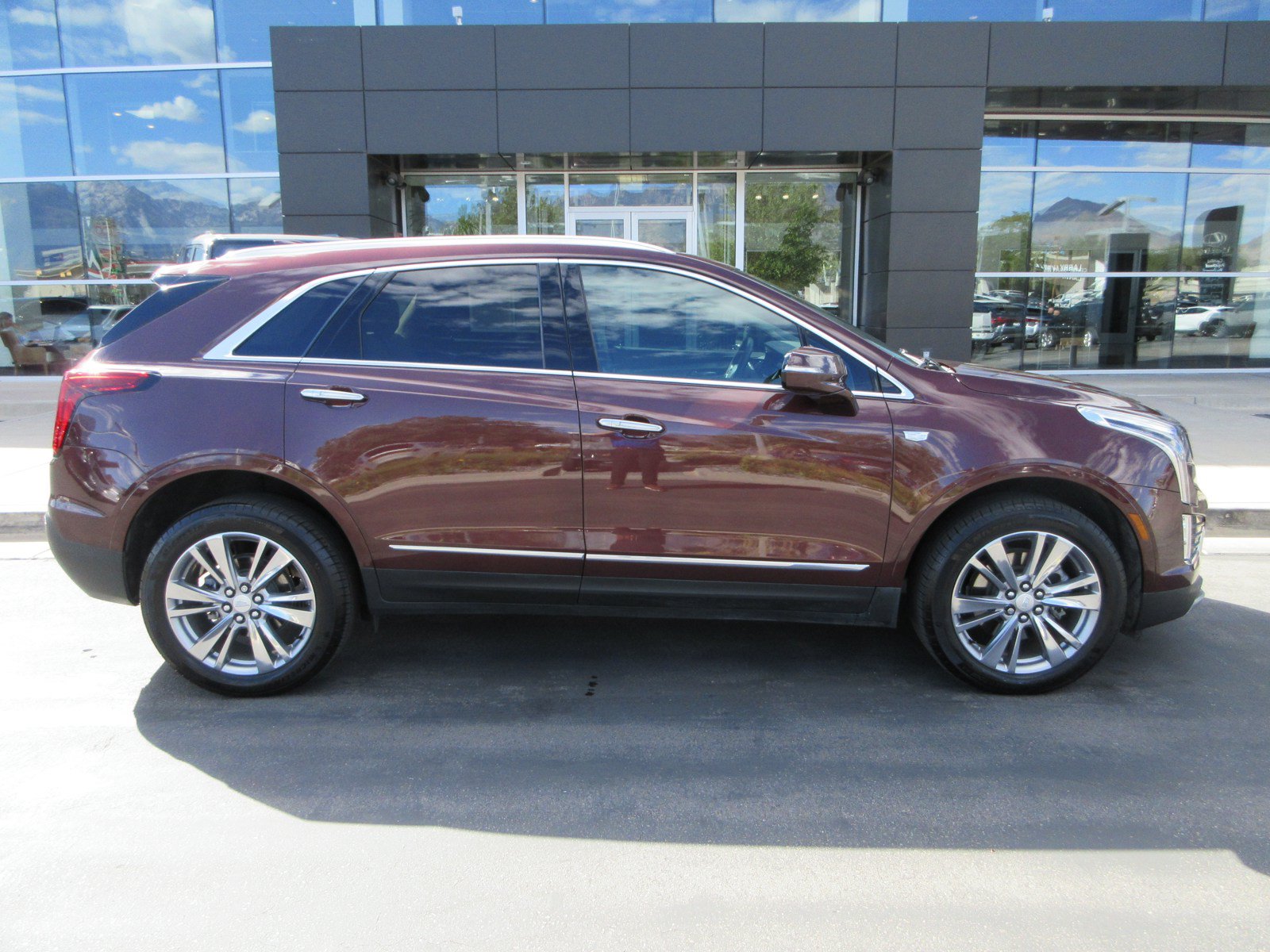 Used 2023 Cadillac XT5 Premium Luxury FWD image 13