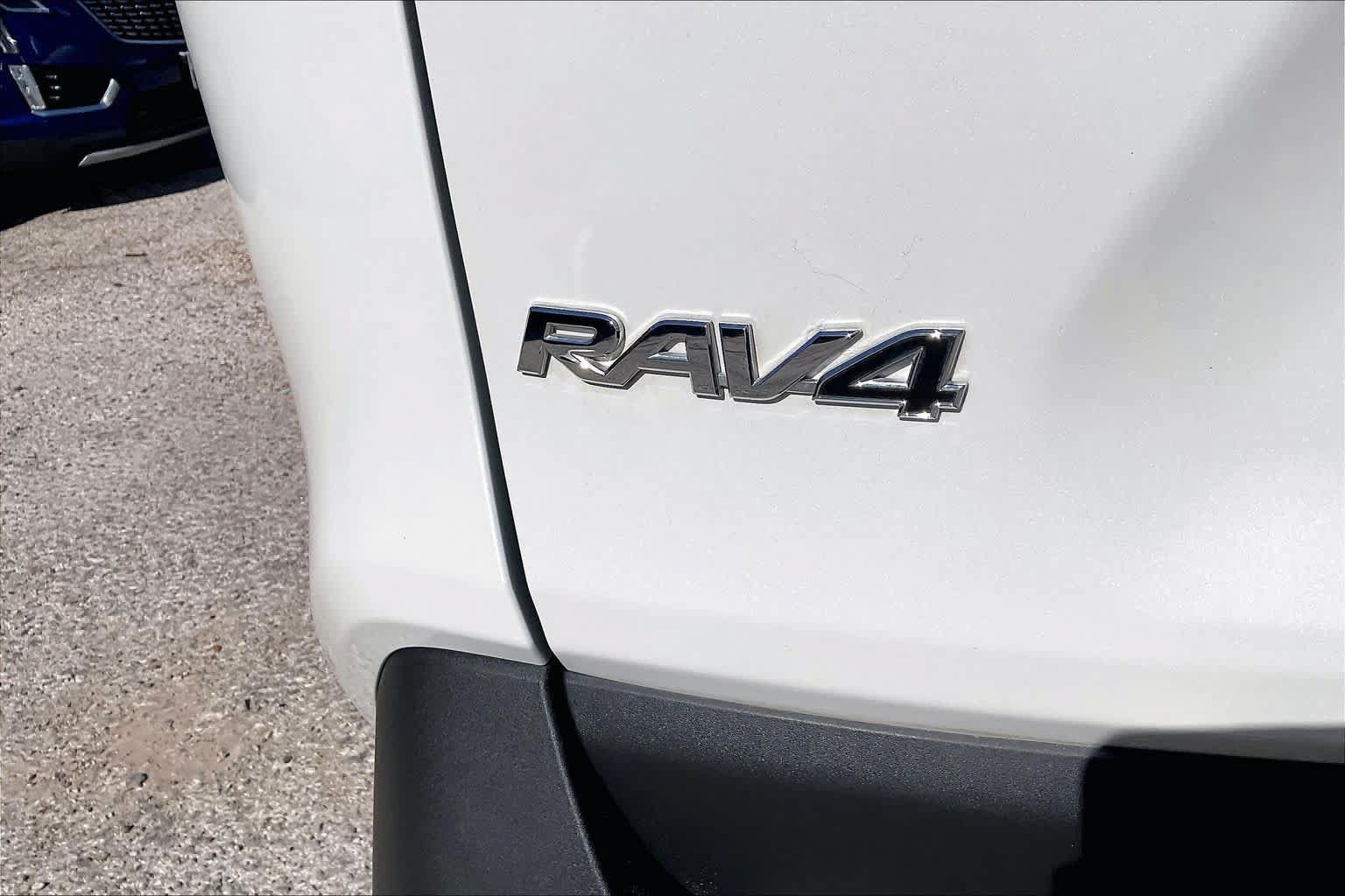 Used 2024 Toyota RAV4 Limited AWD/4WD image 10