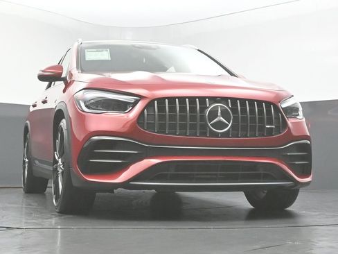 Used 2021 Mercedes-Benz GLA 45 AMG 4MATIC image 48