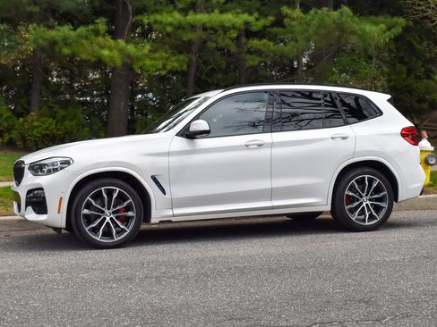 Used 2021 BMW X3 M40i w/ Executive Package image 3