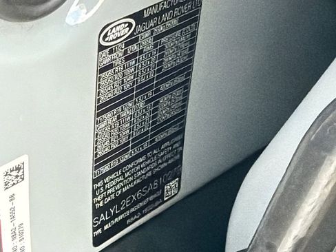 Used 2025 Land Rover Range Rover Velar Dynamic SE image 36