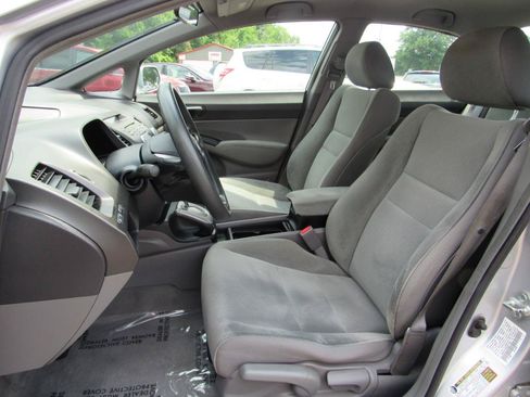 Used 2011 Honda Civic LX image 4