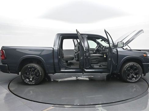New 2026 RAM 1500 4x4 Crew Cab image 57