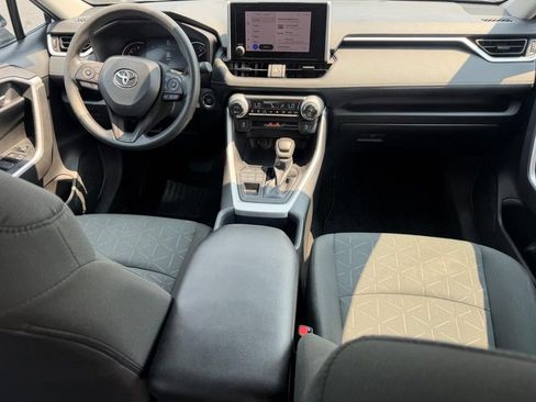 Used 2024 Toyota RAV4 XLE AWD/4WD image 13
