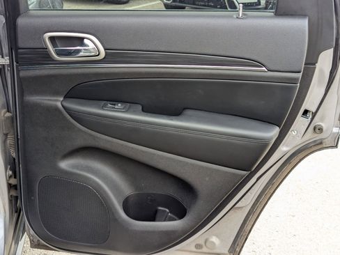 Used 2020 Jeep Grand Cherokee Limited image 26