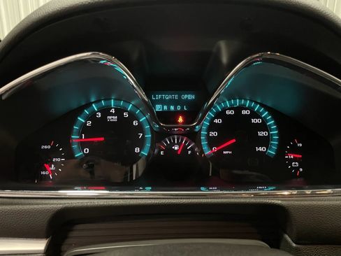 Used 2017 Chevrolet Traverse LT image 24