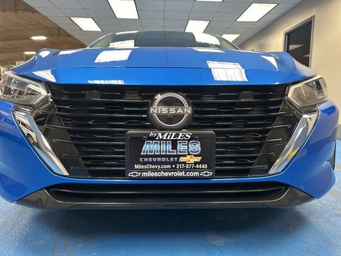 Used 2025 Nissan Sentra SV image 12