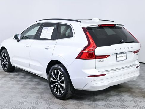 Certified 2023 Volvo XC60 B5 Core w/ Climate Package AWD/4WD image 4