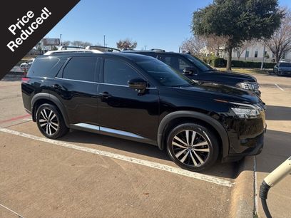 Certified 2023 Nissan Pathfinder Platinum w/ Cargo Package