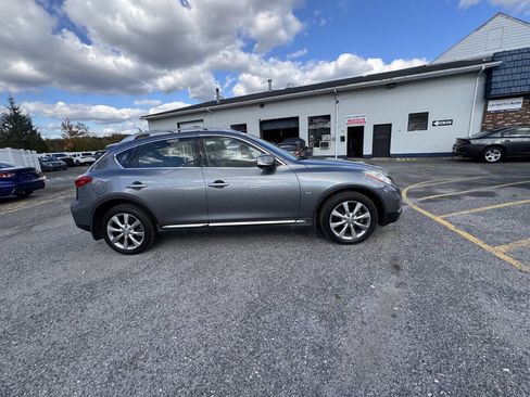 Used 2017 INFINITI QX50 Base 4dr Crossover w/ Premium Package image 8