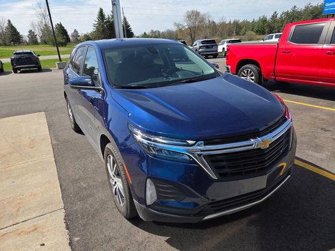 Used 2023 Chevrolet Equinox LT AWD/4WD image 3