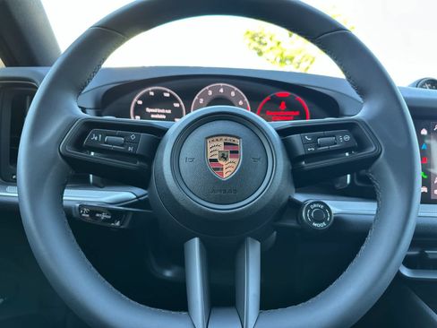 Certified 2025 Porsche Cayenne Coupe AWD/4WD image 26