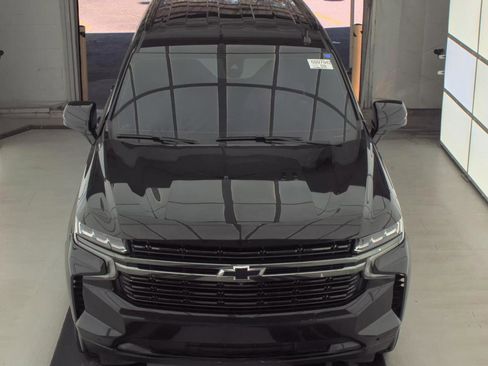 Used 2021 Chevrolet Suburban RST w/ Luxury Package RWD image 5