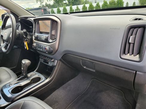 Used 2019 Chevrolet Colorado Z71 AWD/4WD image 42