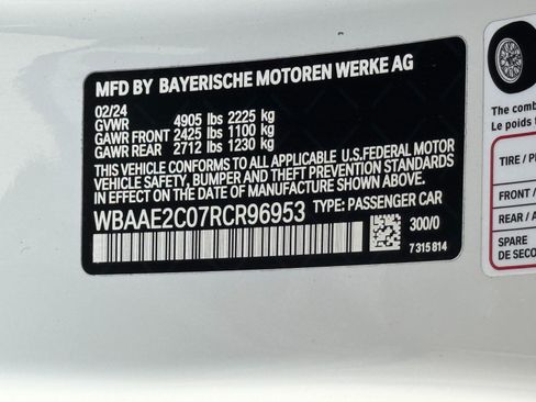 Used 2024 BMW 840i Coupe w/ M Sport Professional Package RWD image 42