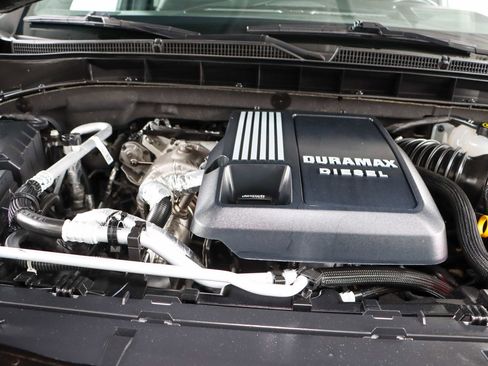 Used 2023 GMC Yukon XL Denali AWD/4WD image 36