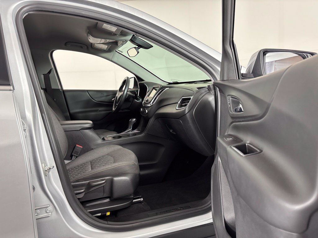 Used 2019 Chevrolet Equinox LT FWD image 13