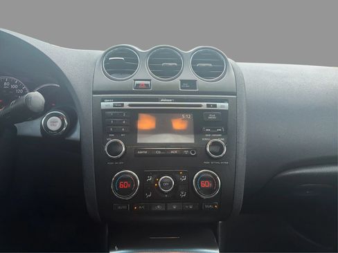 Used 2010 Nissan Altima 2.5 SL w/ SL Pkg FWD image 16