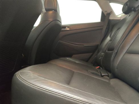 Used 2016 Hyundai Tucson Limited FWD image 18