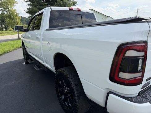 Used 2022 RAM 2500 Big Horn w/ Level C Equiment Group AWD/4WD image 14