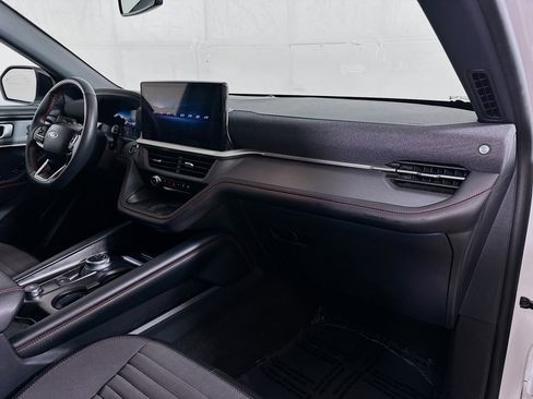 Used 2025 Ford Explorer ST-Line w/ Premium Package image 30