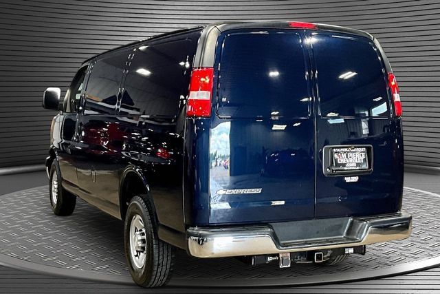 Used 2020 Chevrolet Express 2500 w/ Driver Convenience Package RWD image 4