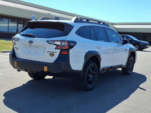 Used 2025 Subaru Outback Wilderness image 5