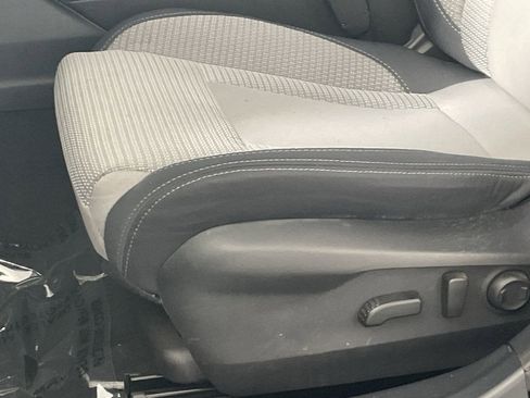 Used 2024 Subaru Outback Premium AWD/4WD image 18