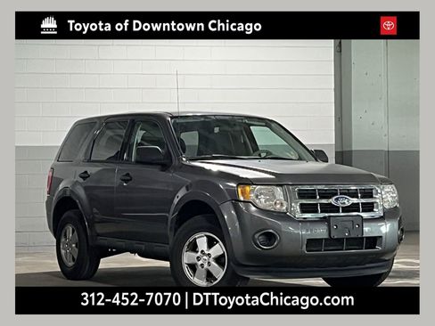 Used 2011 Ford Escape XLS w/ 101A Rapid Spec Order Code FWD image 1