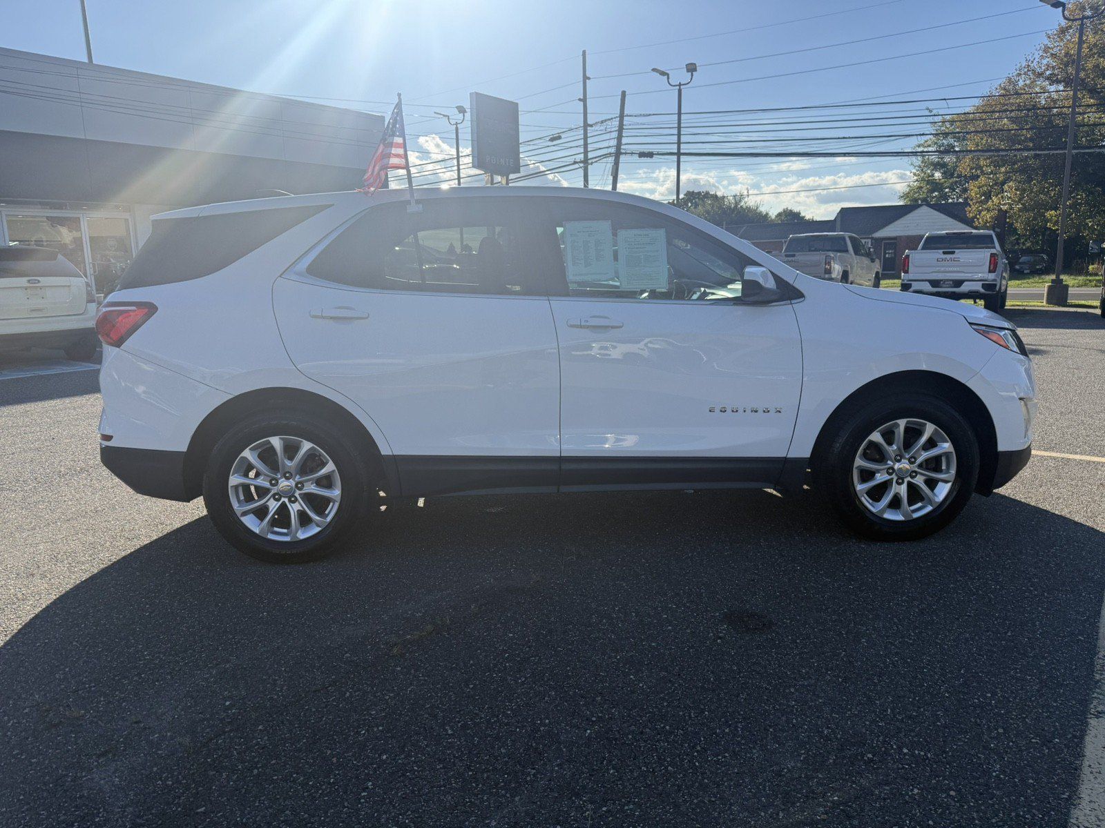 Used 2020 Chevrolet Equinox LT AWD/4WD image 2