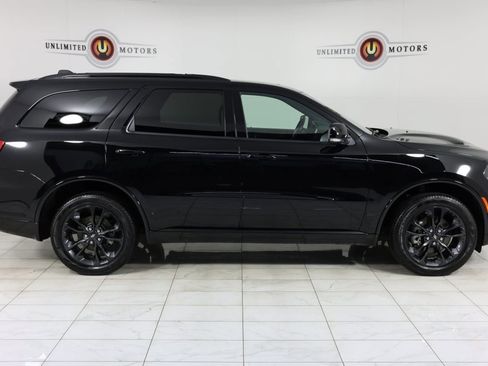 Used 2024 Dodge Durango GT image 2