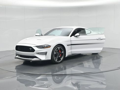 Used 2021 Ford Mustang GT Premium w/ Equipment Group 401A image 35