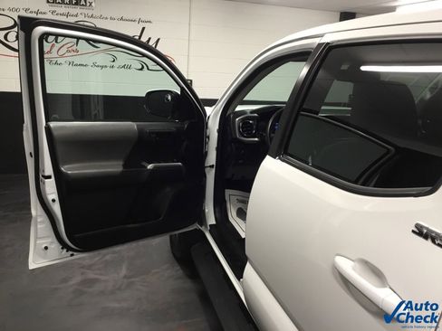 Used 2021 Toyota Tacoma SR5 image 20