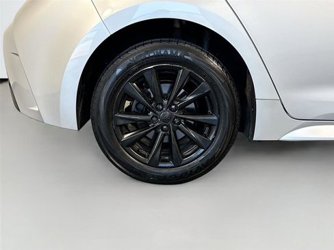 Used 2024 Toyota Corolla SE FWD image 32