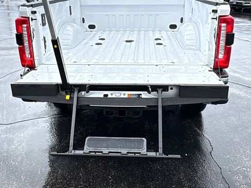 Used 2024 Ford F250 Lariat w/ Lariat Ultimate Package image 32